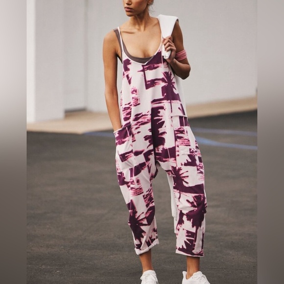 Free People MovementHot Shot Printed Onesie in Palm Beach Pink Combo Sz L NWT - Picture 2 of 12